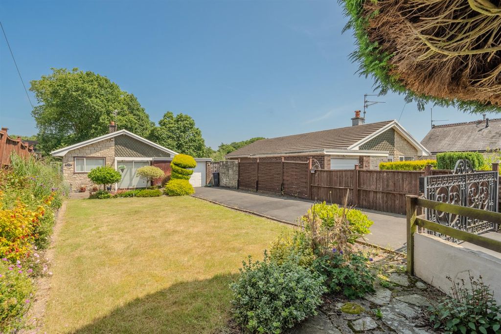 Property photo 1 of 32 46 Ton Road-29.Jpg