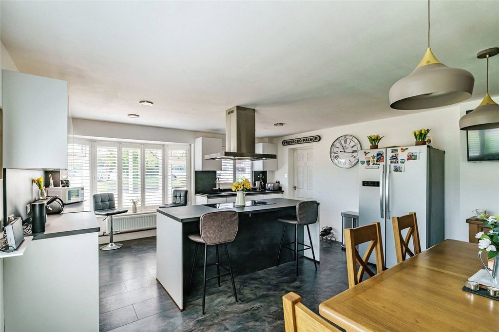 Property photo 2 of 15 Picture No. 09