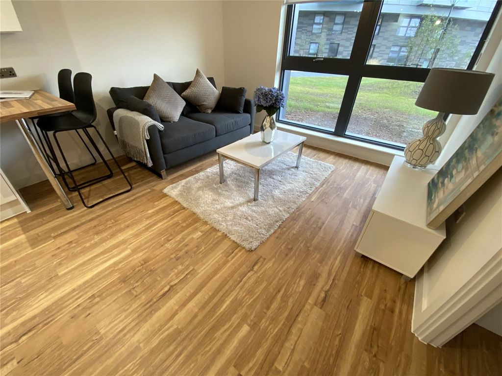 Property photo 2 of 8 Picture No. 05