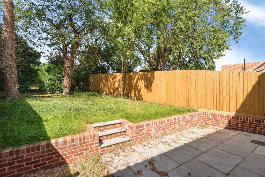 Property photo 3 of 20