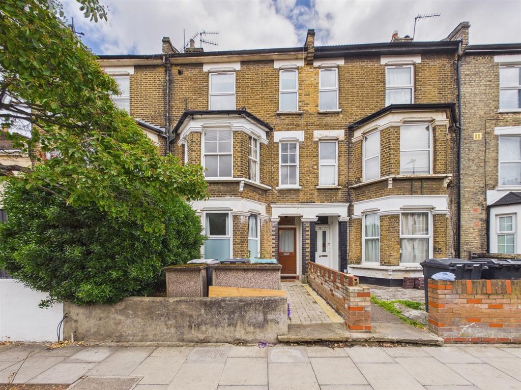 Property photo 1 of 15 Cam01358G0-Pr0237-Still024.Jpg
