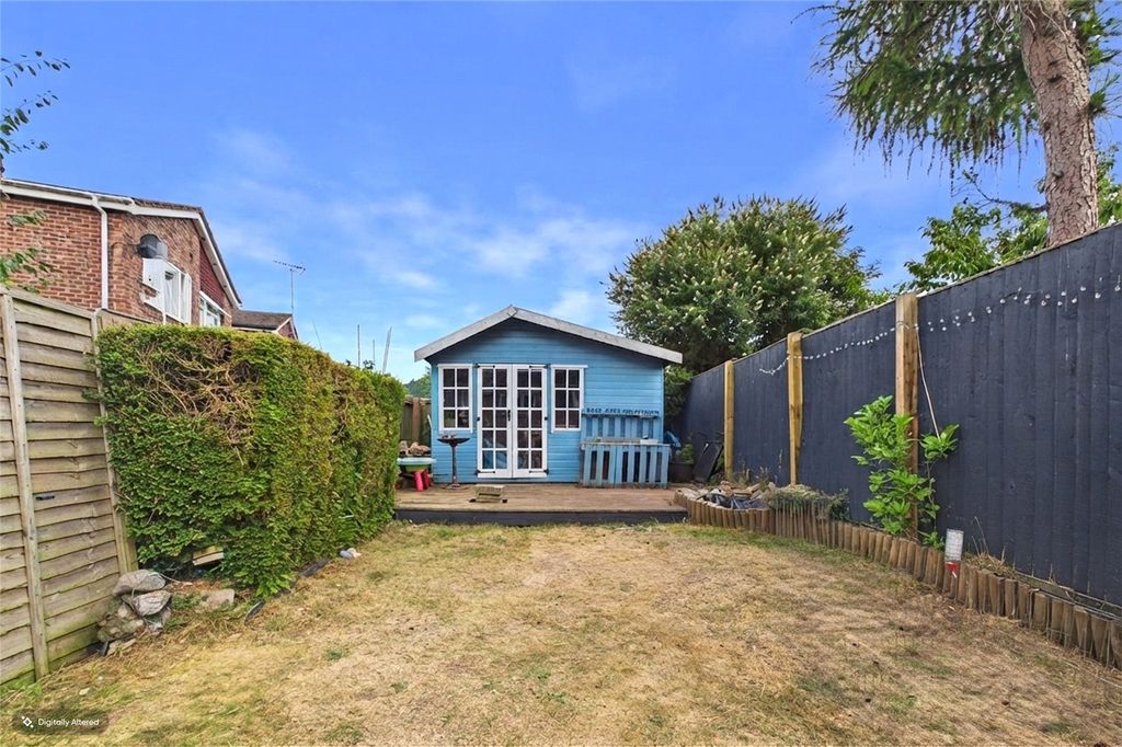 Property photo 3 of 12 Picture No. 23