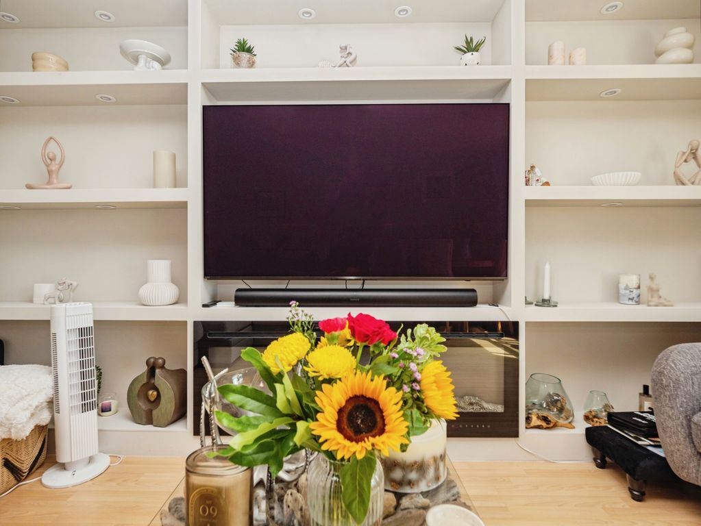 Property photo 3 of 15 Pbox-Img.Jpg