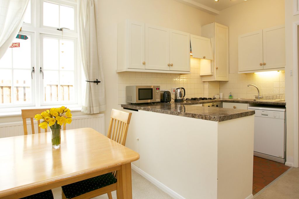 Property photo 3 of 9 Kitchen/Diner