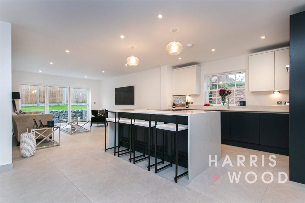 Property photo 2 of 35 3894522