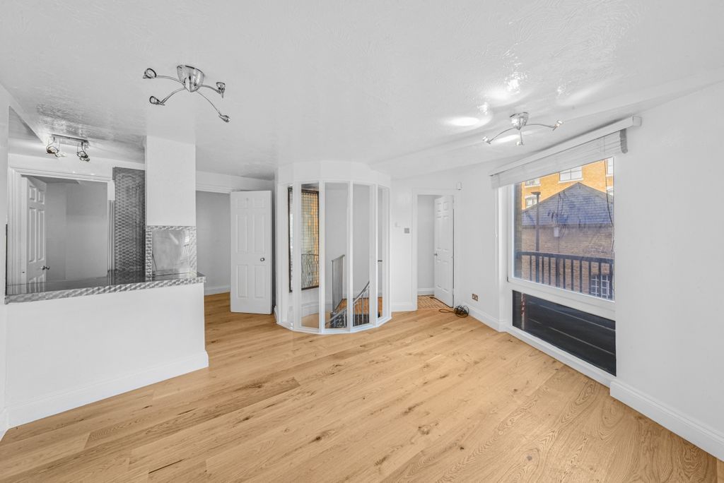 Property photo 1 of 11 Moran House