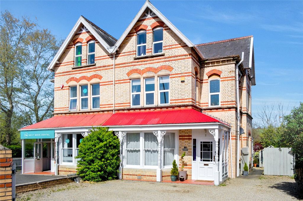 Property photo 1 of 35 Picture No. 49