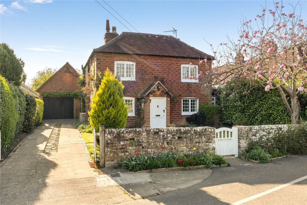 Property photo 1 of 17 External