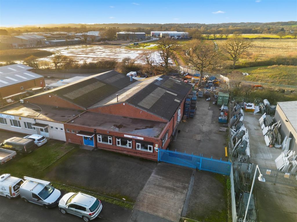 Property photo 2 of 17 Unit 17 Kinwarton Farm 2036-3.Jpg