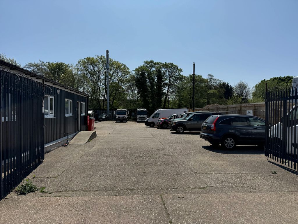 Property photo 2 of 5 Img_0384.Jpg