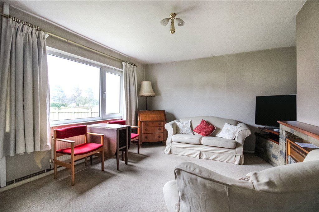 Property photo 2 of 14 Living Room