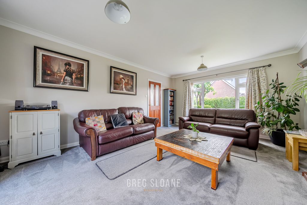 Property photo 3 of 21 1456219-18-6A049c44c696F