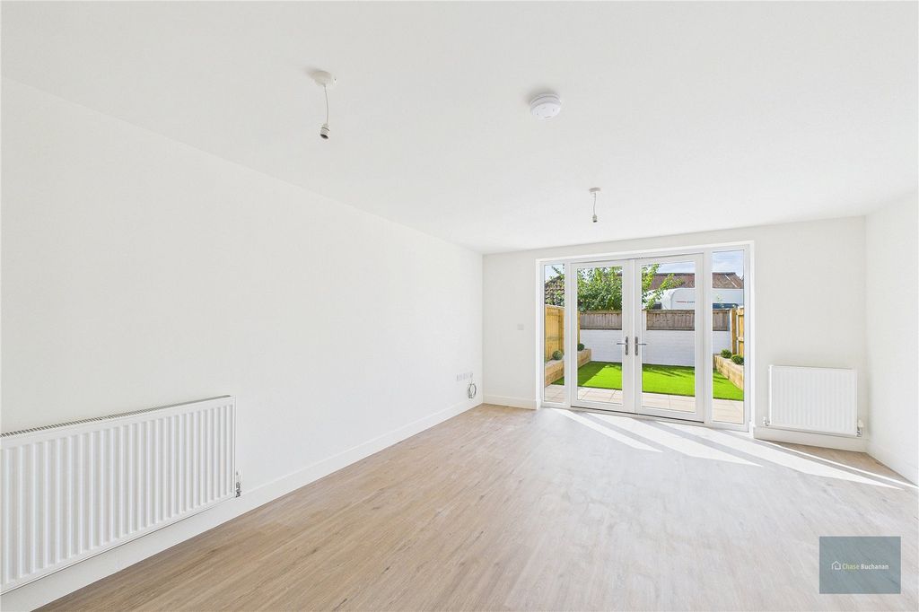 Property photo 2 of 11 Picture No. 06