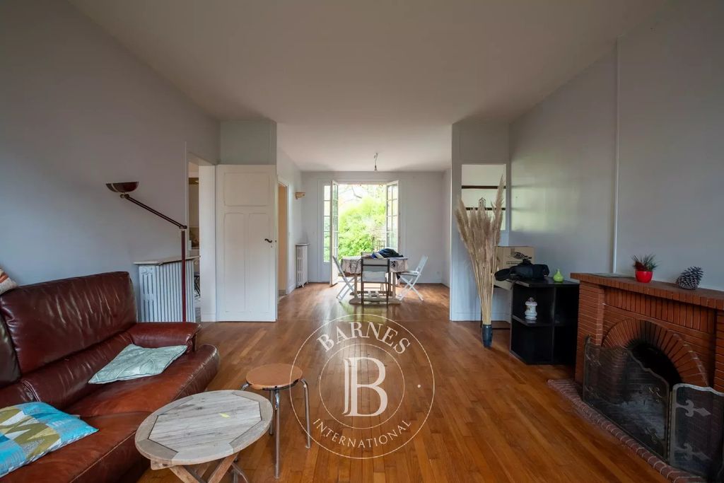 Property photo 3 of 5