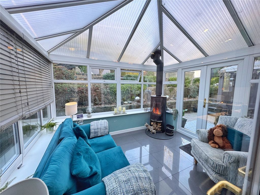 Property photo 2 of 34 Picture No. 28