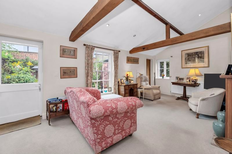 Property photo 3 of 21 Sitting Room