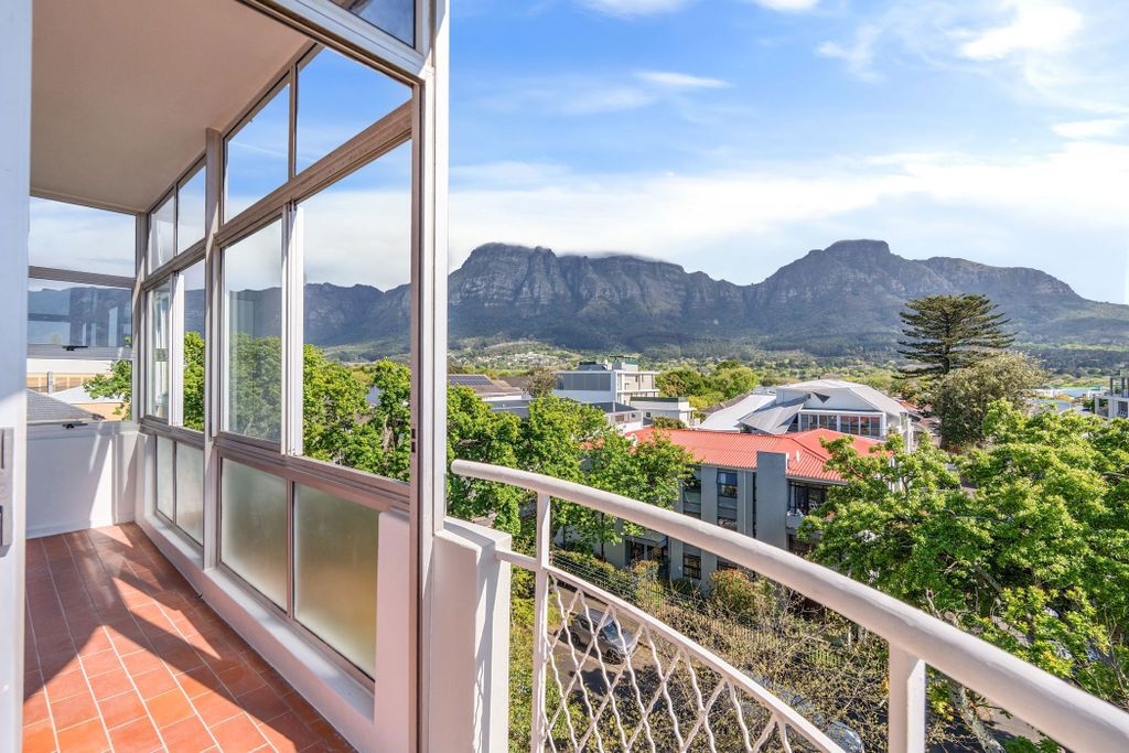 Property photo 1 of 29 Kw1716529