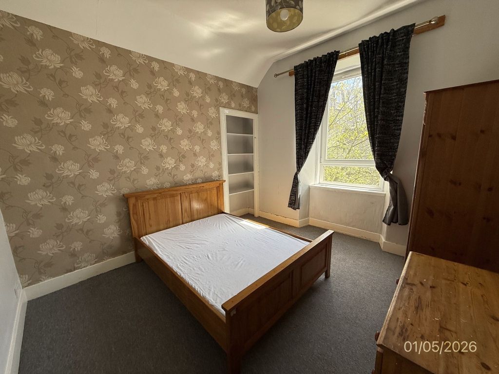 Property photo 3 of 11 Bedroom 1