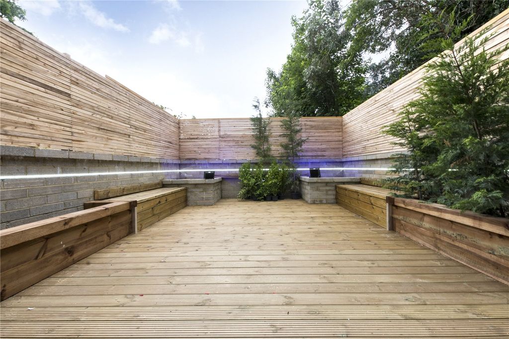 Property photo 3 of 8 Picture No. 03
