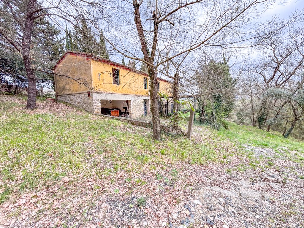 Property photo 2 of 26