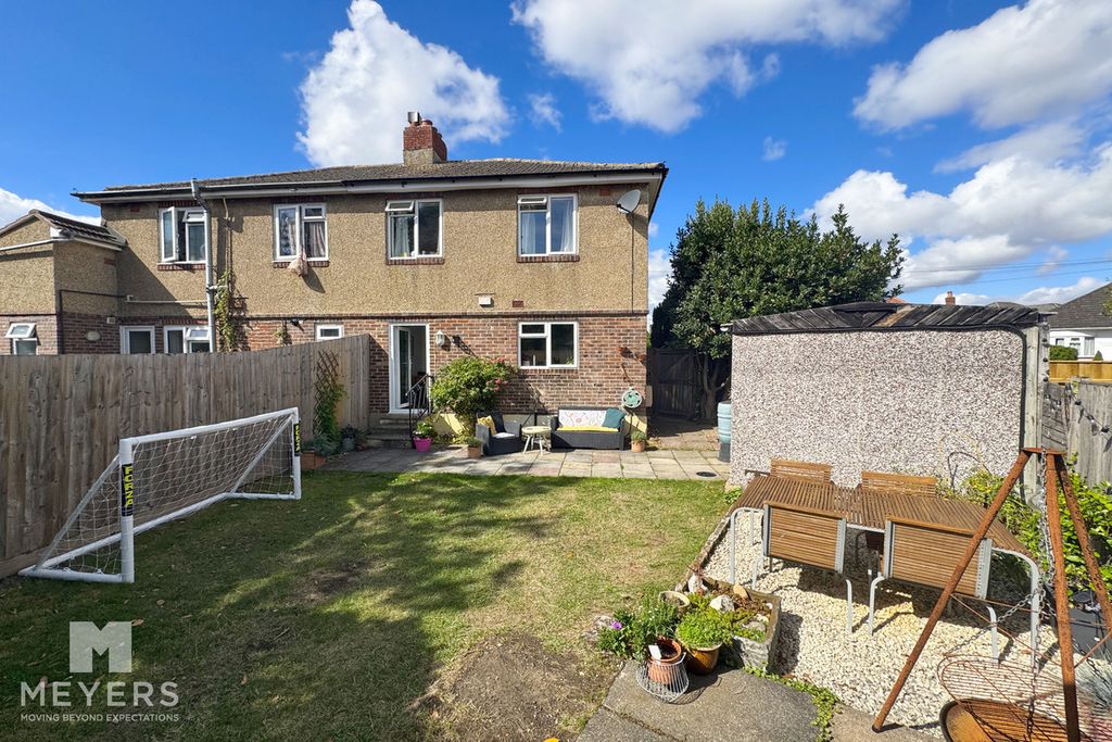 Property photo 3 of 25