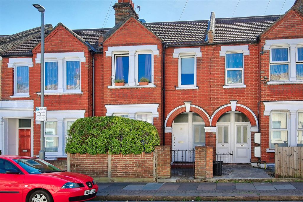 Property photo 1 of 14 19_Mellison_Road_Image4_14523_4.Jpg