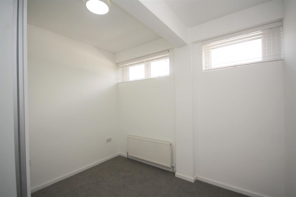 Property photo 3 of 7 Img_6336.Jpg