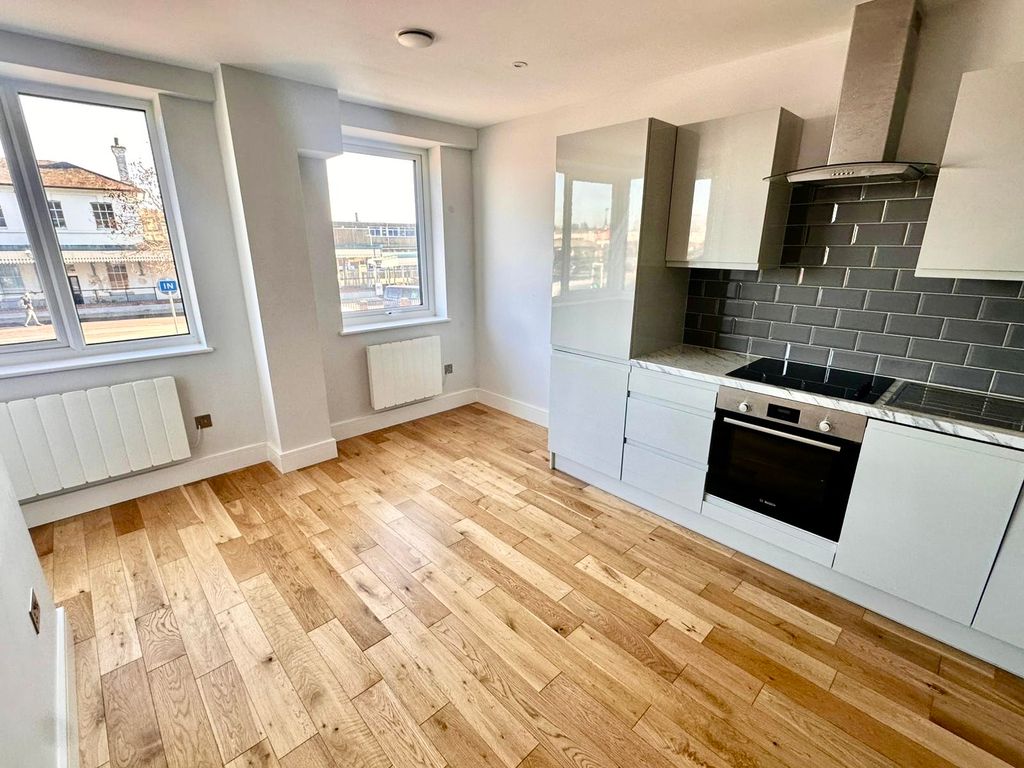 Property photo 2 of 6 Living Room