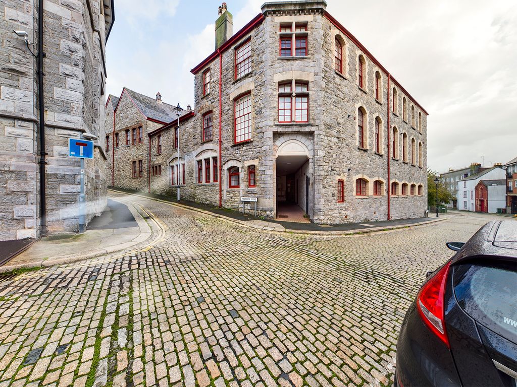 Property photo 1 of 4