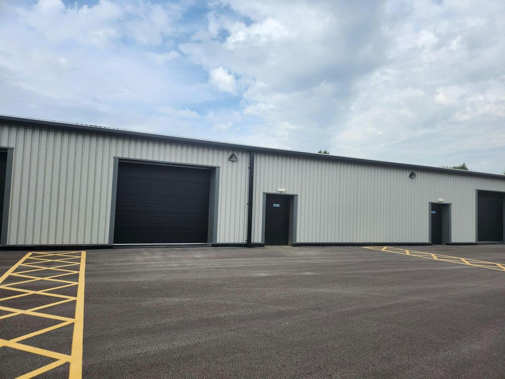 Property photo 2 of 8 1000026011.Jpg