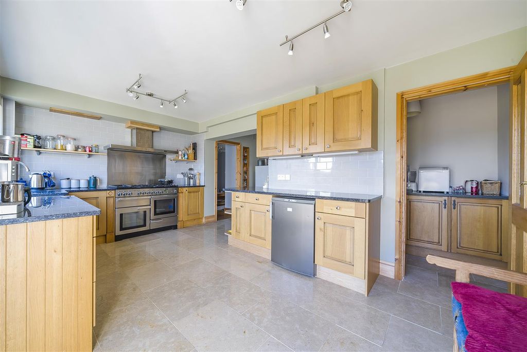 Property photo 2 of 20 1268842 (22).Jpg