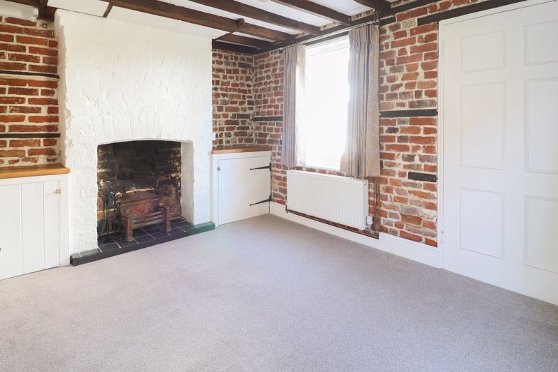 Property photo 3 of 12 Photo 12