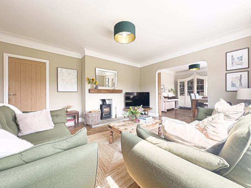 Property photo 3 of 38 Photo 17