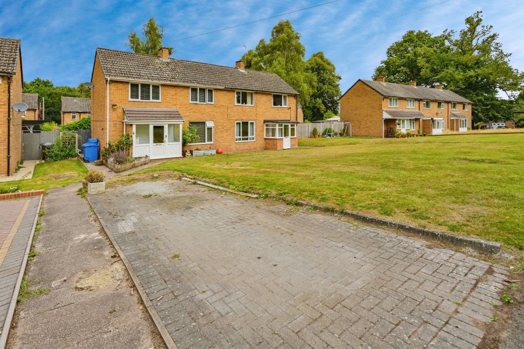 Property photo 1 of 17
