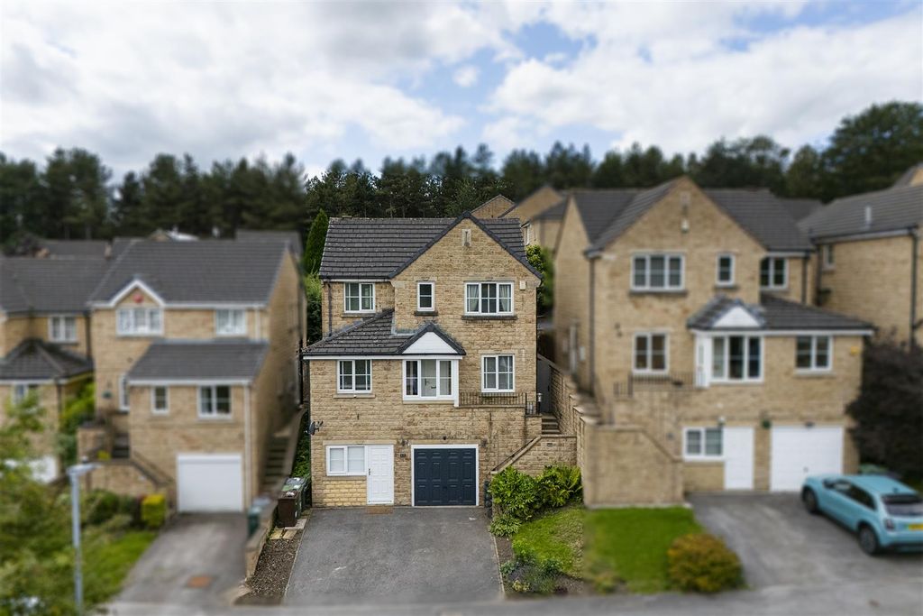 Property photo 1 of 25