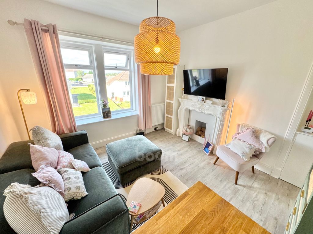 Property photo 2 of 19 Img_2492