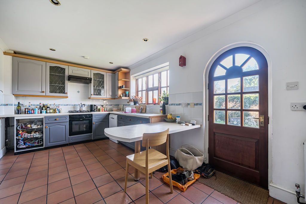 Property photo 3 of 18 Photo 6