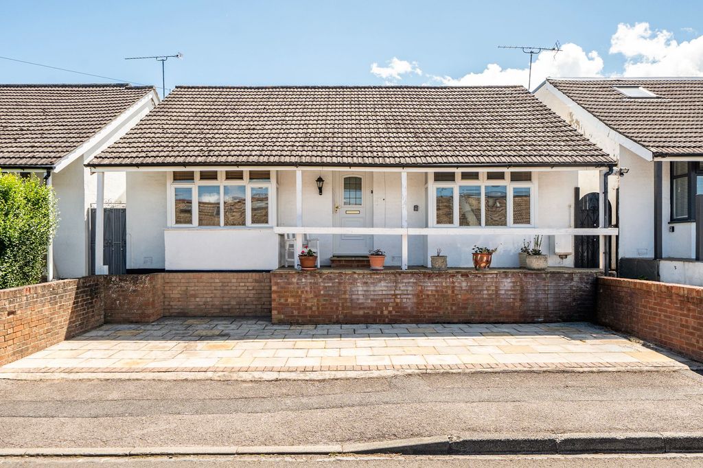 Property photo 1 of 18