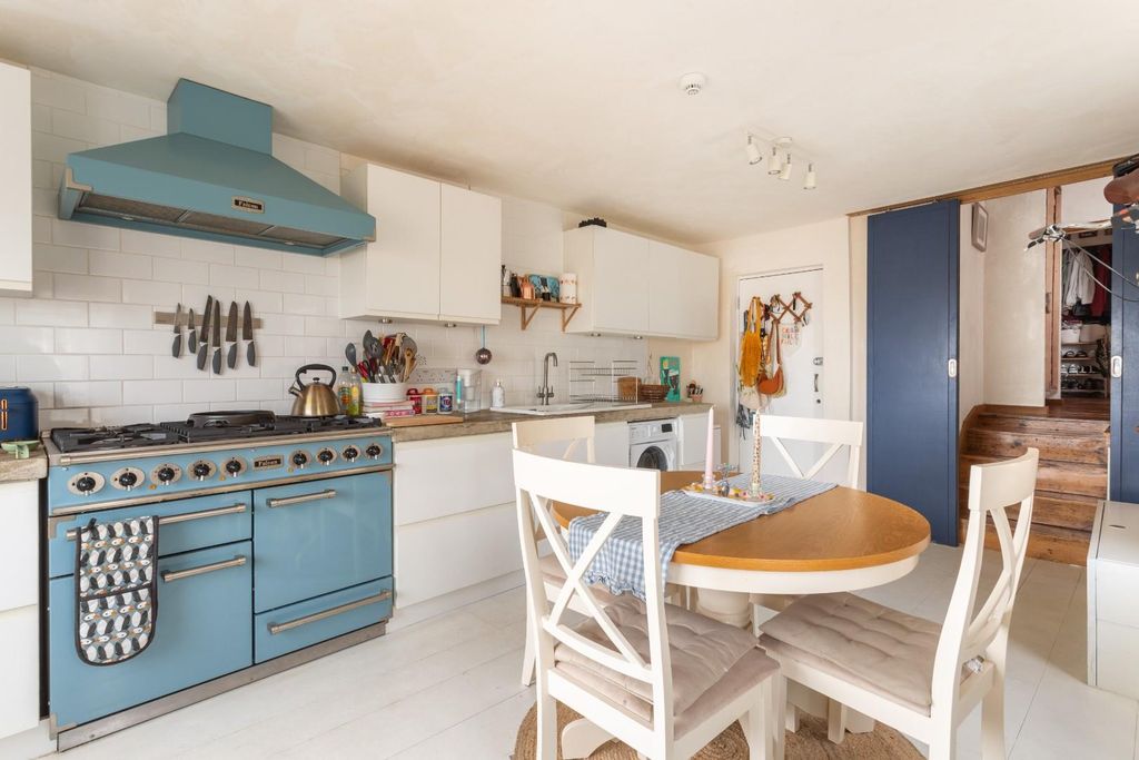 Property photo 1 of 10 New Road-3.Jpg