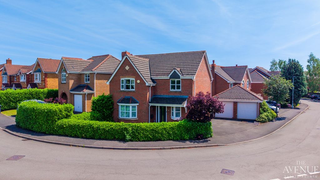 Property photo 1 of 49 5171712