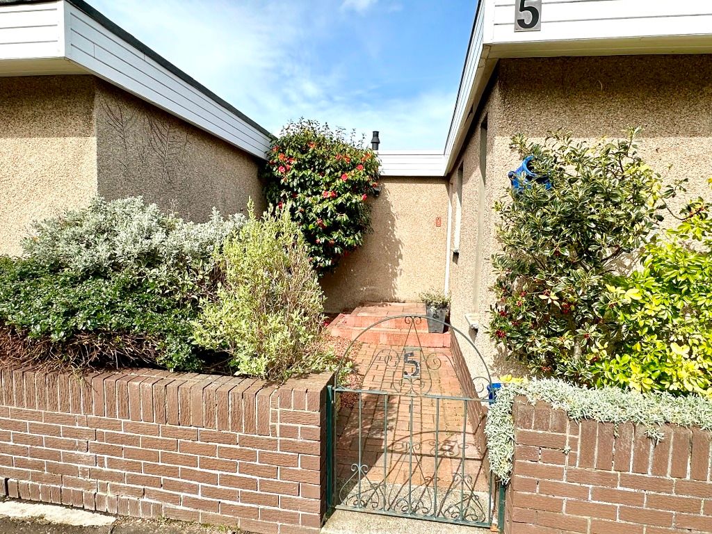 Property photo 2 of 27 Photo 2