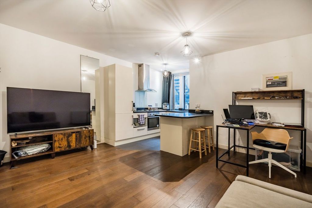 Property photo 2 of 4