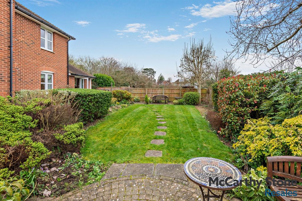 Additional image 11 of 1 bed flat for saleStewart Court, High Street, Epping CM16