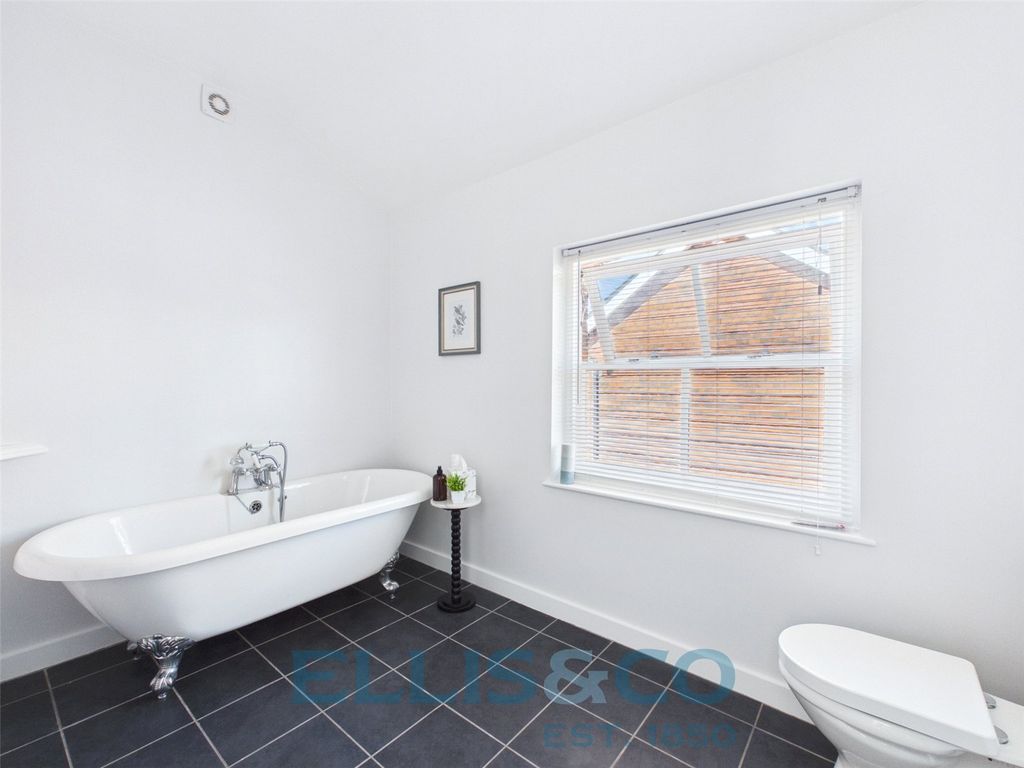 Property photo 3 of 7 Picture No. 03