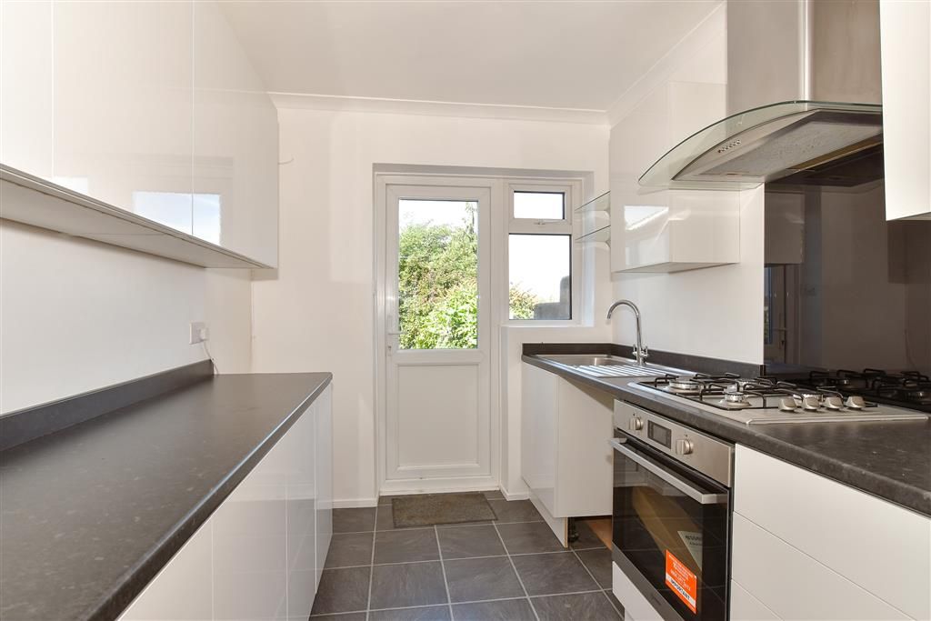 Property photo 3 of 13 Kitchen