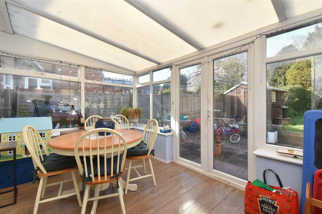 Additional image 6 of 4 bed detached bungalow for saleMoscow Road, Hastings TN35