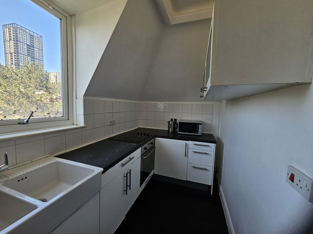 Property photo 3 of 9 Not Specified