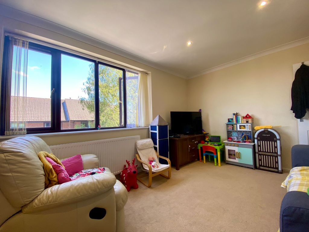 Property photo 2 of 6