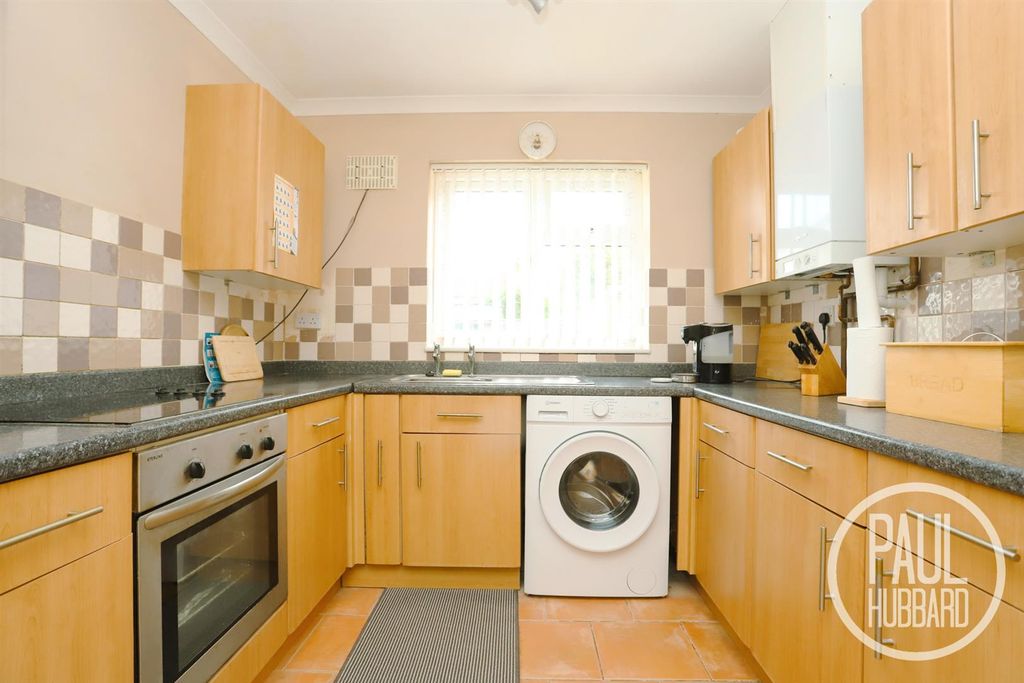Property photo 2 of 16 Img_7745.Jpg