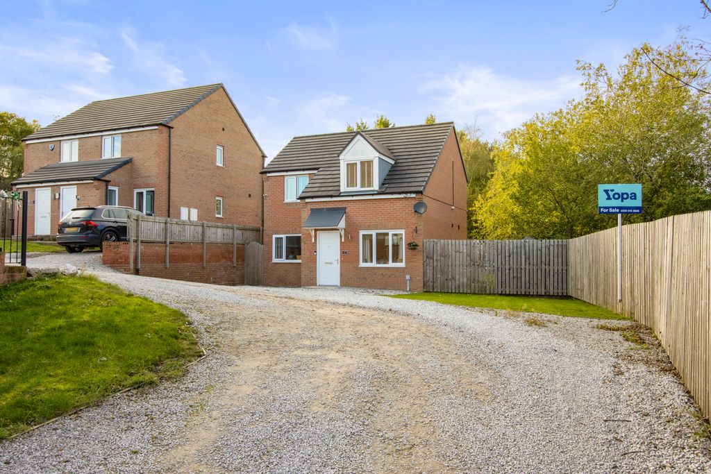 Property photo 1 of 16 Ext Front